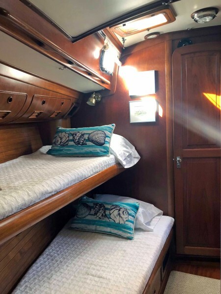 Fwd. Port Cabin