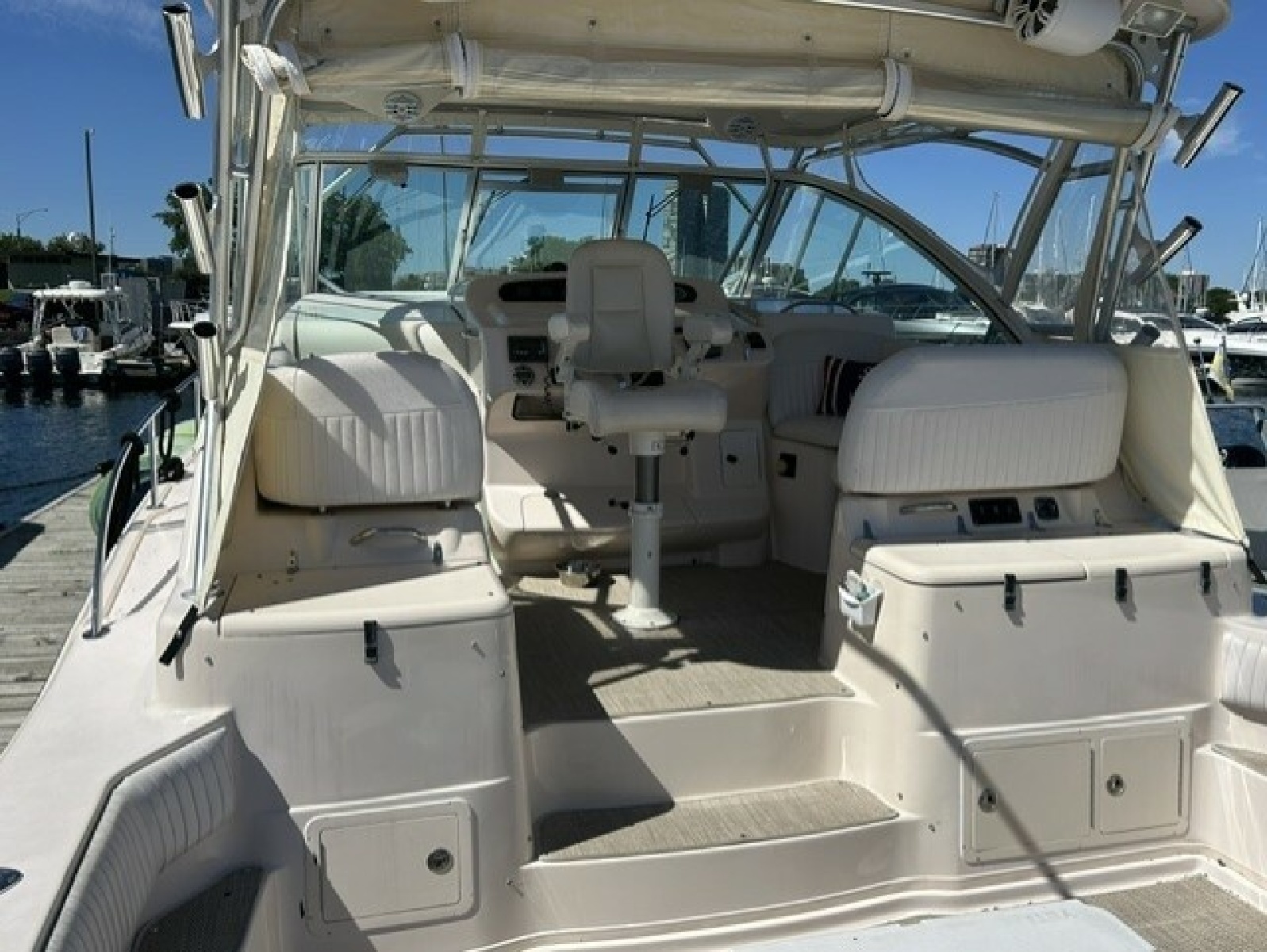 2007 Grady-White Express 360