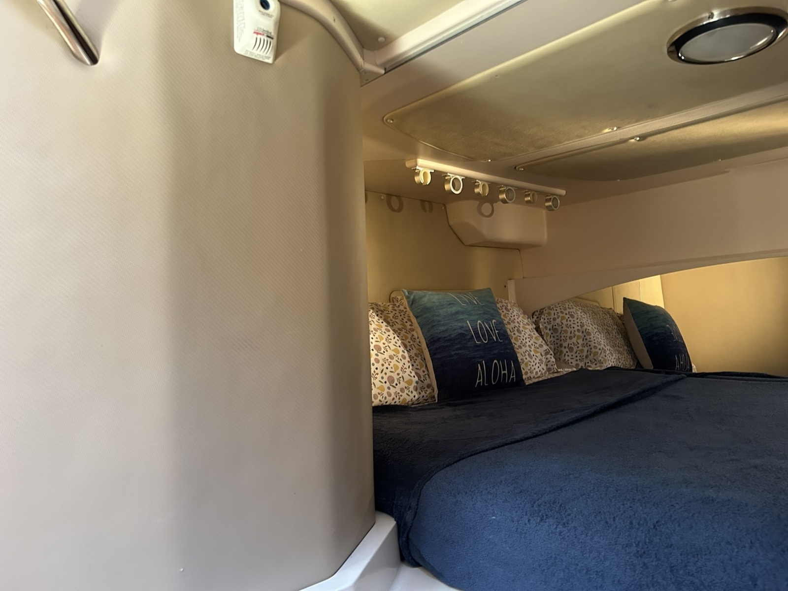 2007 Grady-White Express 360