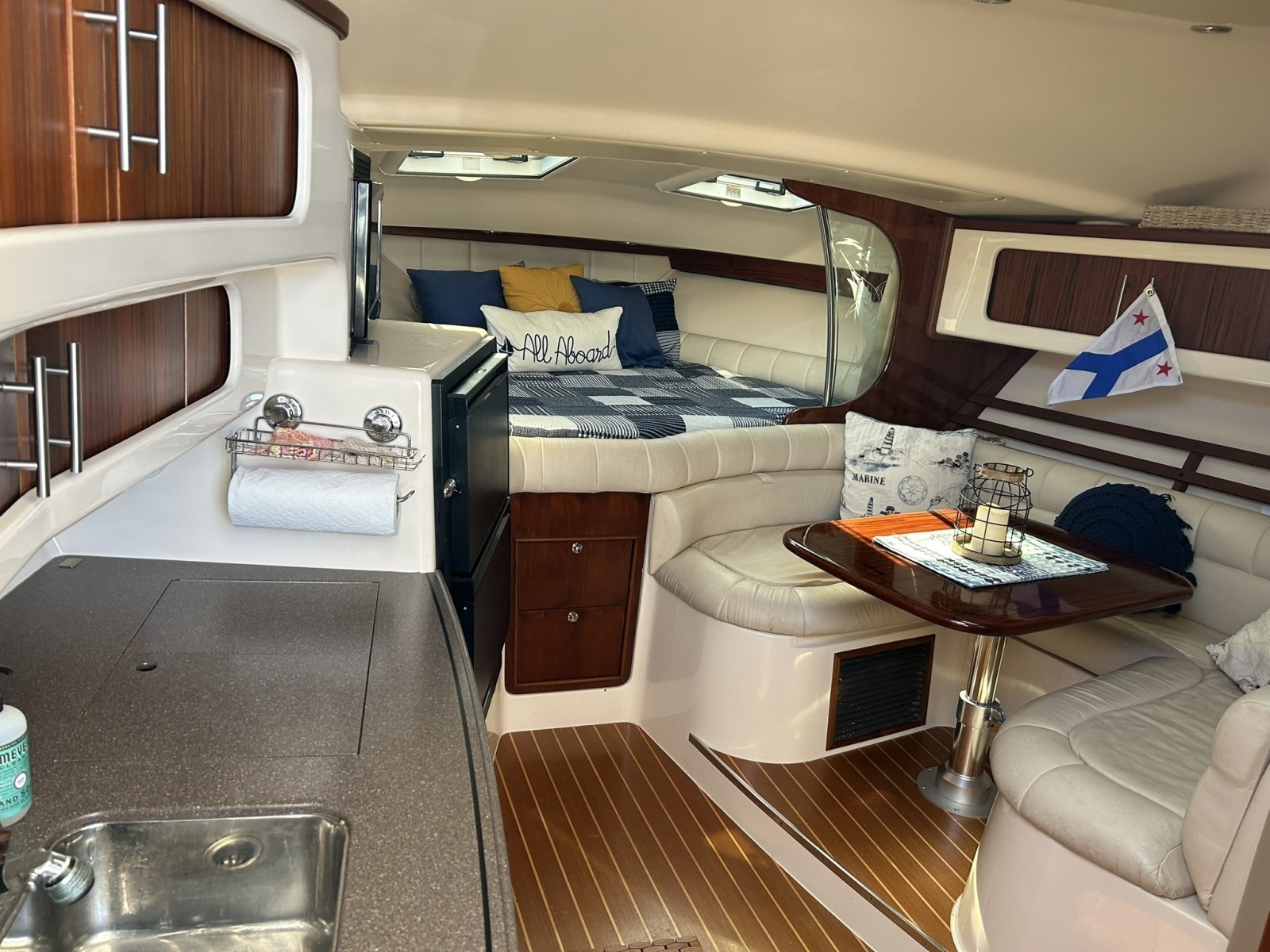 2007 Grady-White Express 360