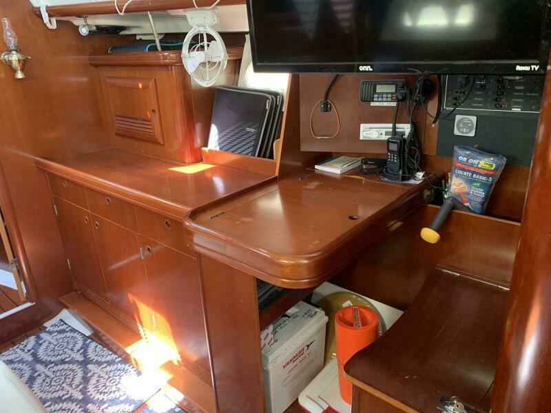 2004 Beneteau Oceanis 393