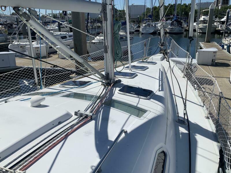 2004 Beneteau Oceanis 393