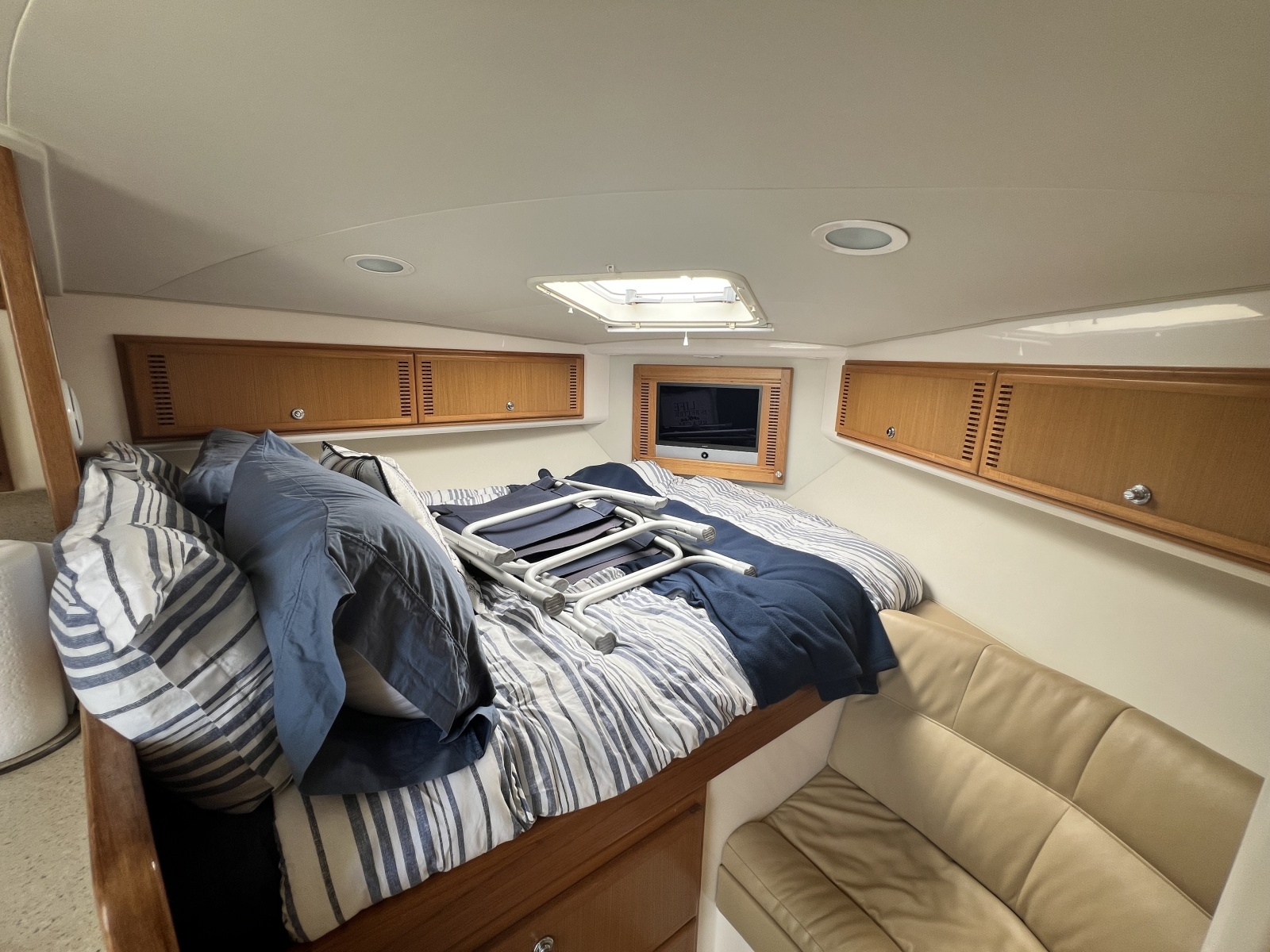 2007 Cabo 35 Express