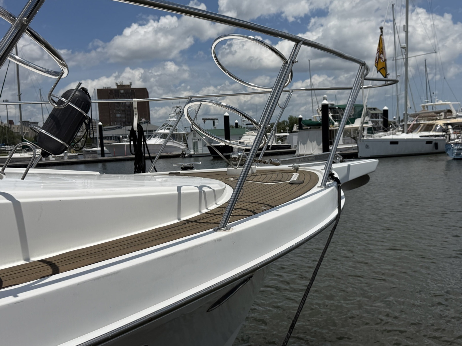 2005 Ocean Alexander 