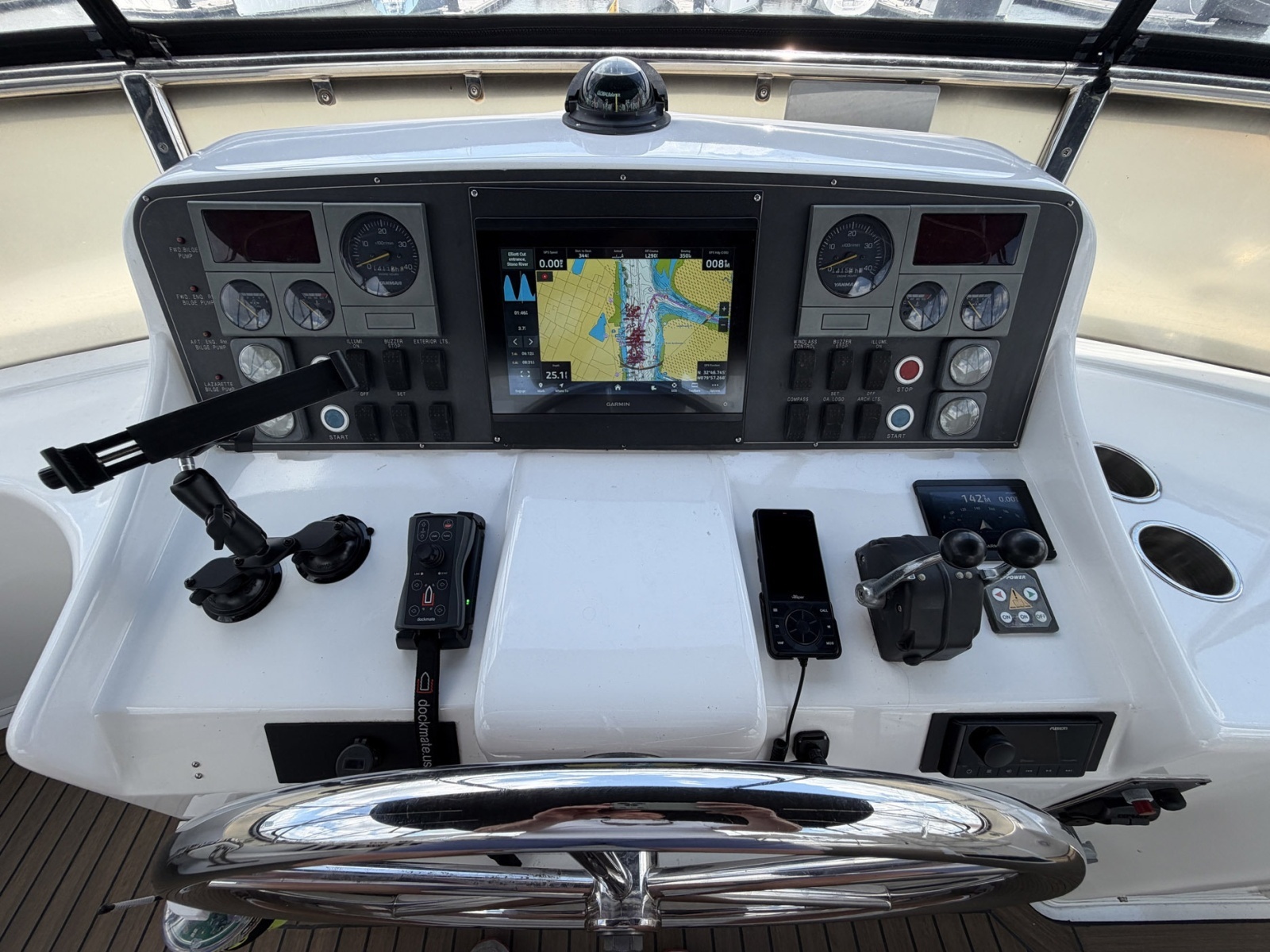 2005 Ocean Alexander 