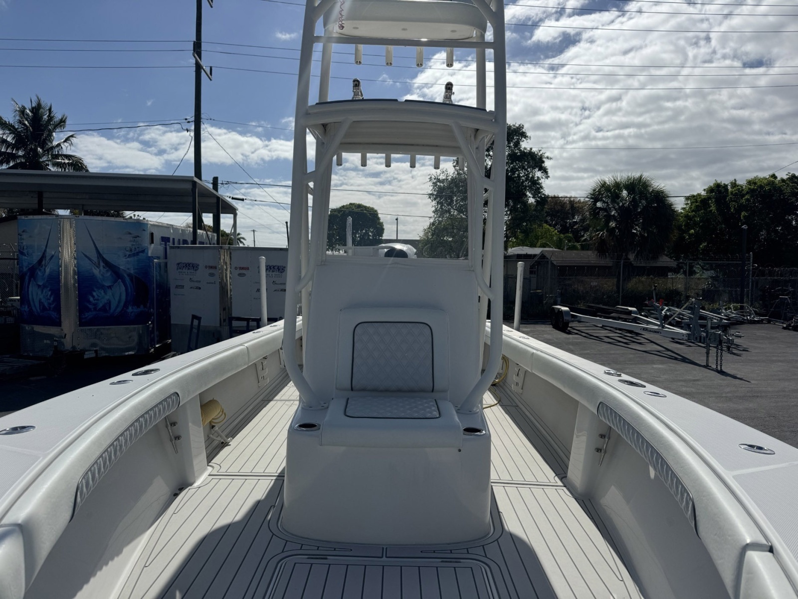 2018 Jupiter 25 Bay