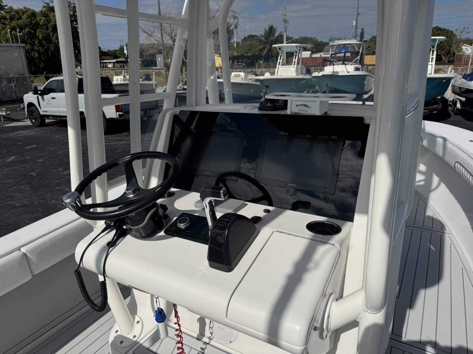 2018 Jupiter 25 Bay