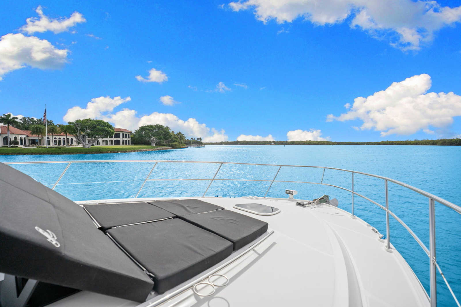 2017 Sea Ray SUNDANCER 510