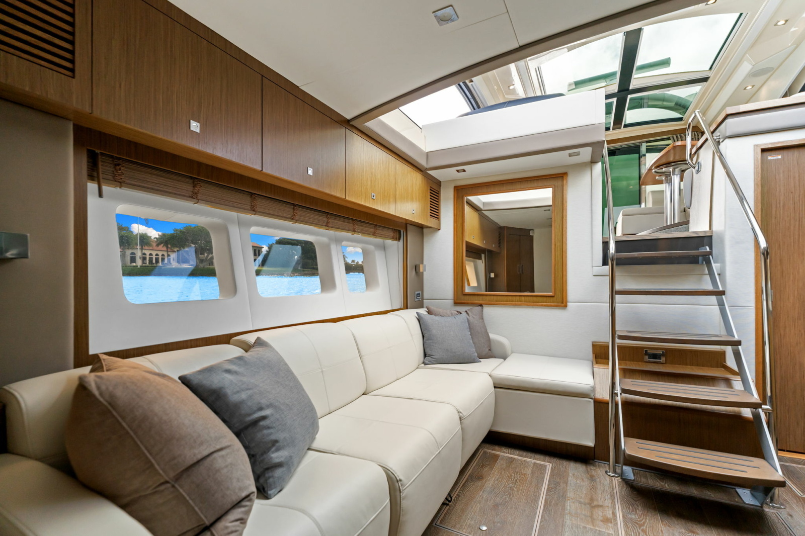 2017 Sea Ray SUNDANCER 510