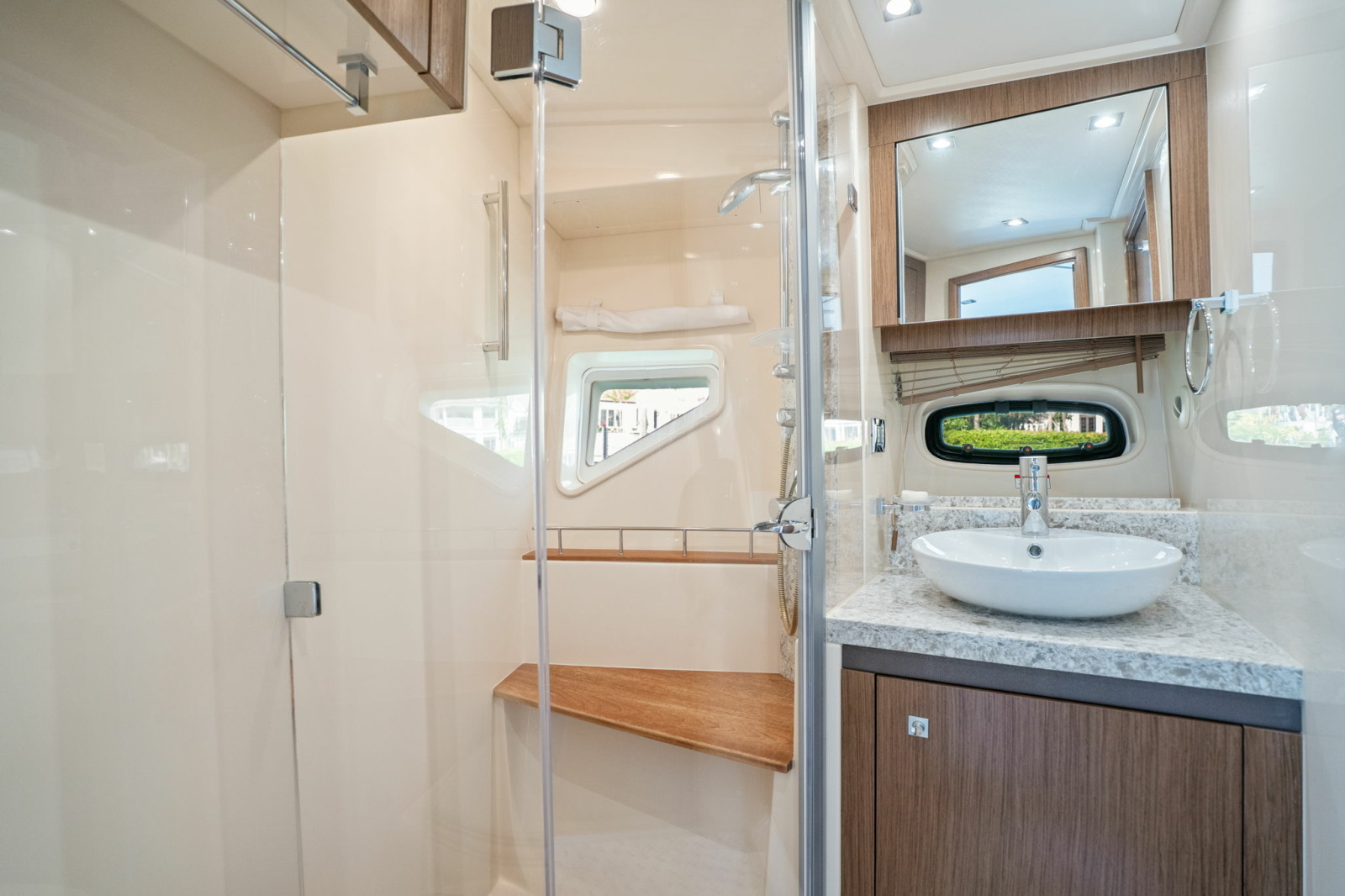 2017 Sea Ray SUNDANCER 510