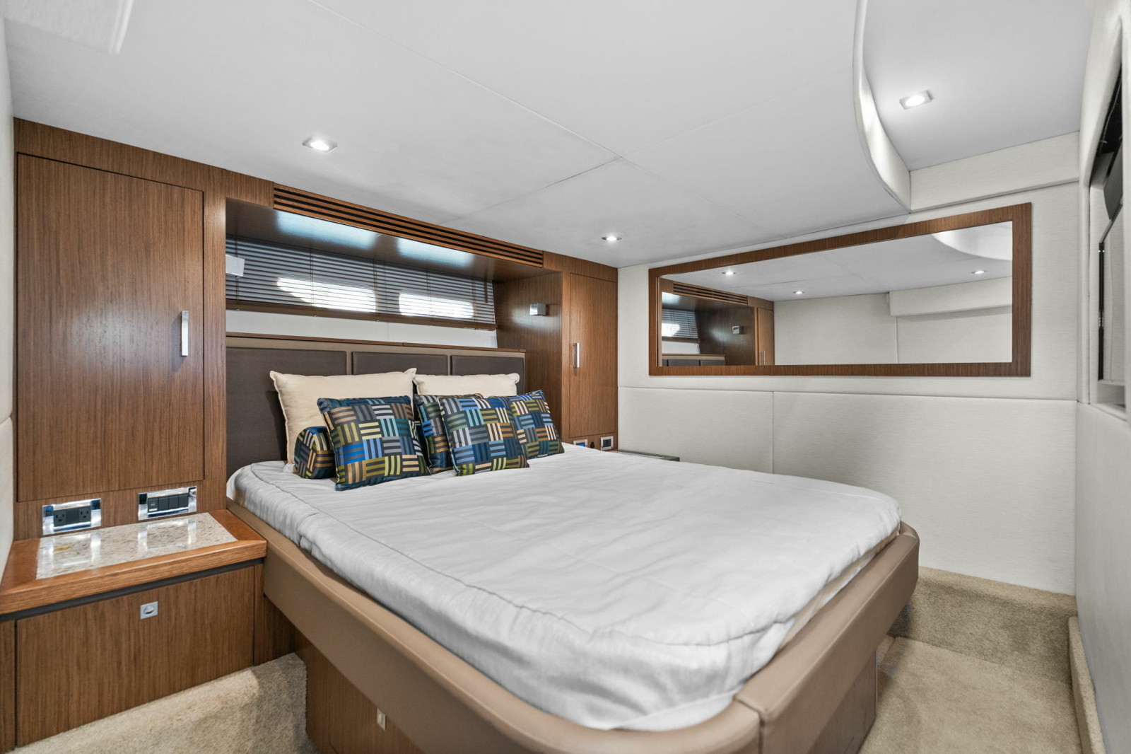 2017 Sea Ray SUNDANCER 510