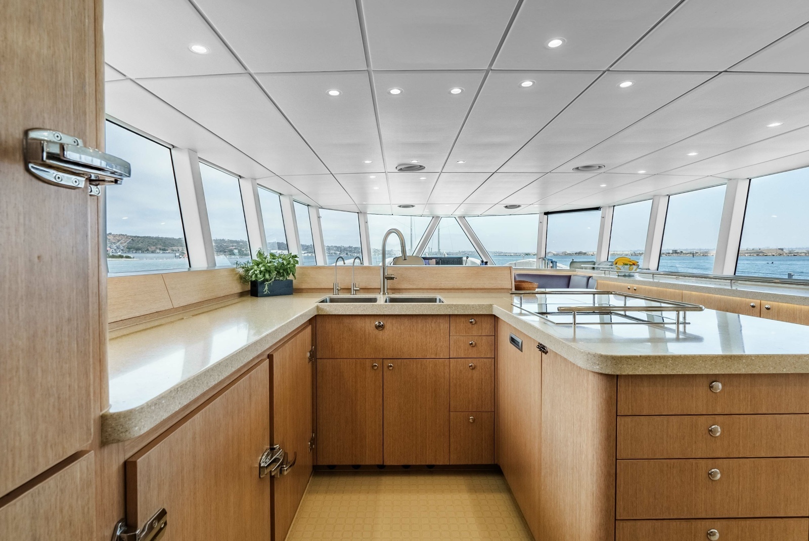 UGLY BETTY  86ft Circa Marine Yacht For Sale
