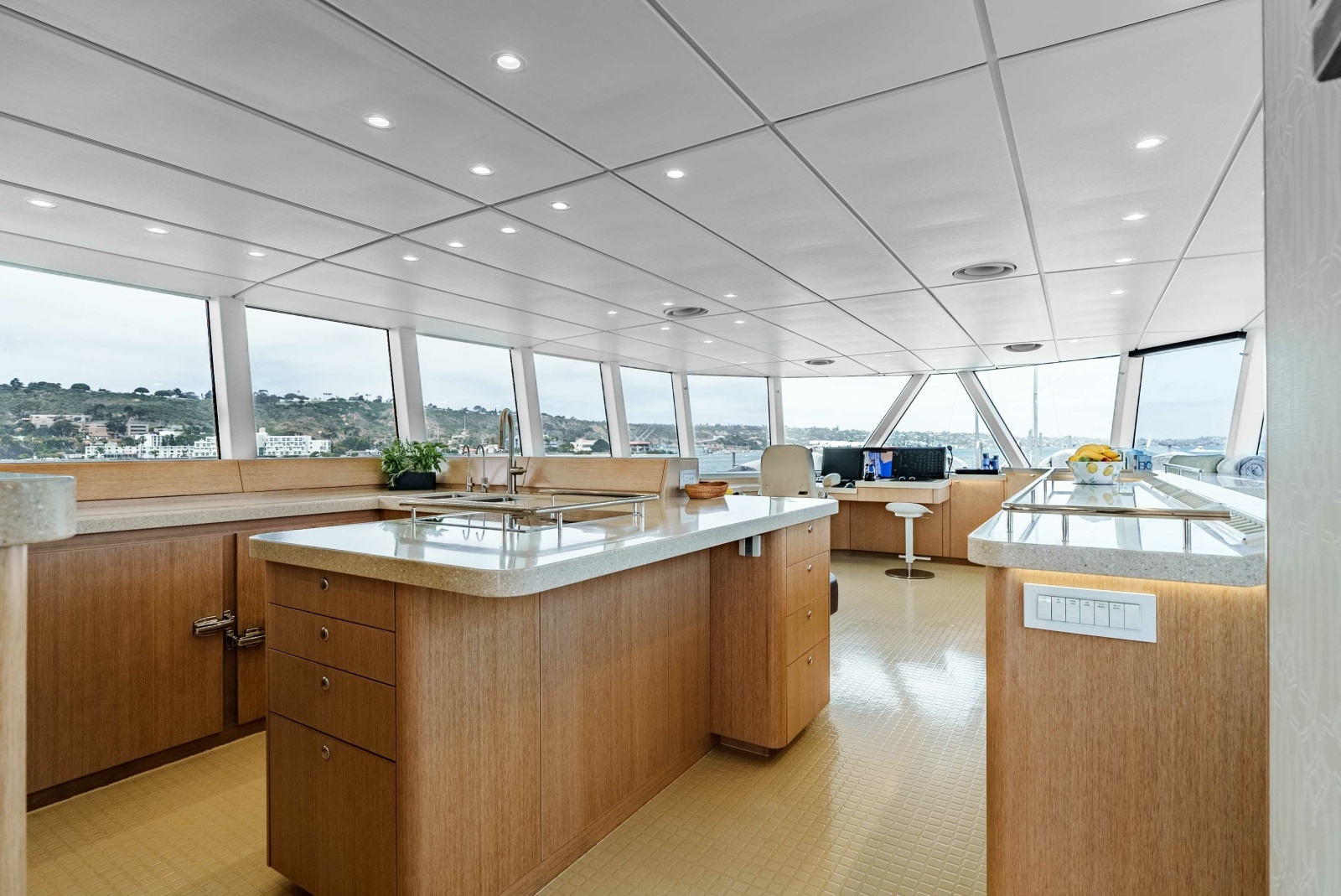 UGLY BETTY  86ft Circa Marine Yacht For Sale