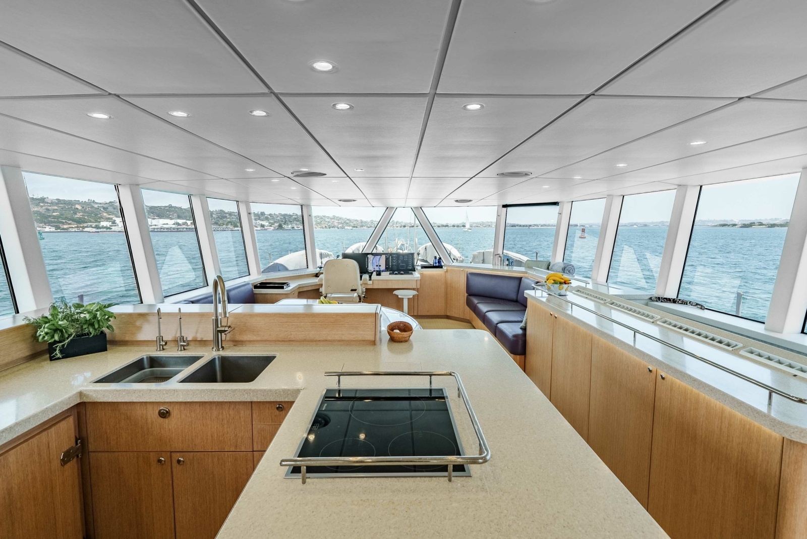UGLY BETTY  86ft Circa Marine Yacht For Sale