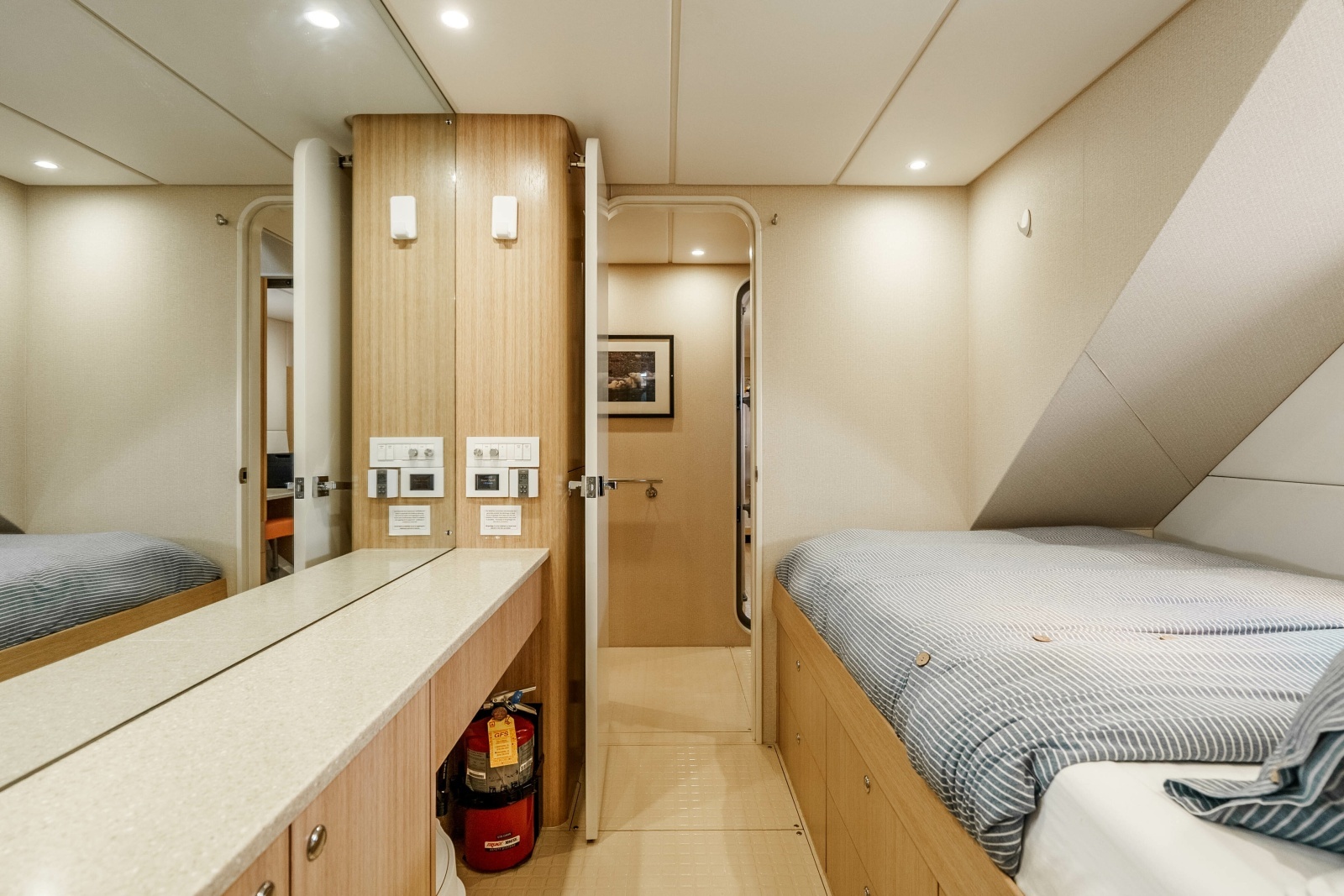 UGLY BETTY  86ft Circa Marine Yacht For Sale