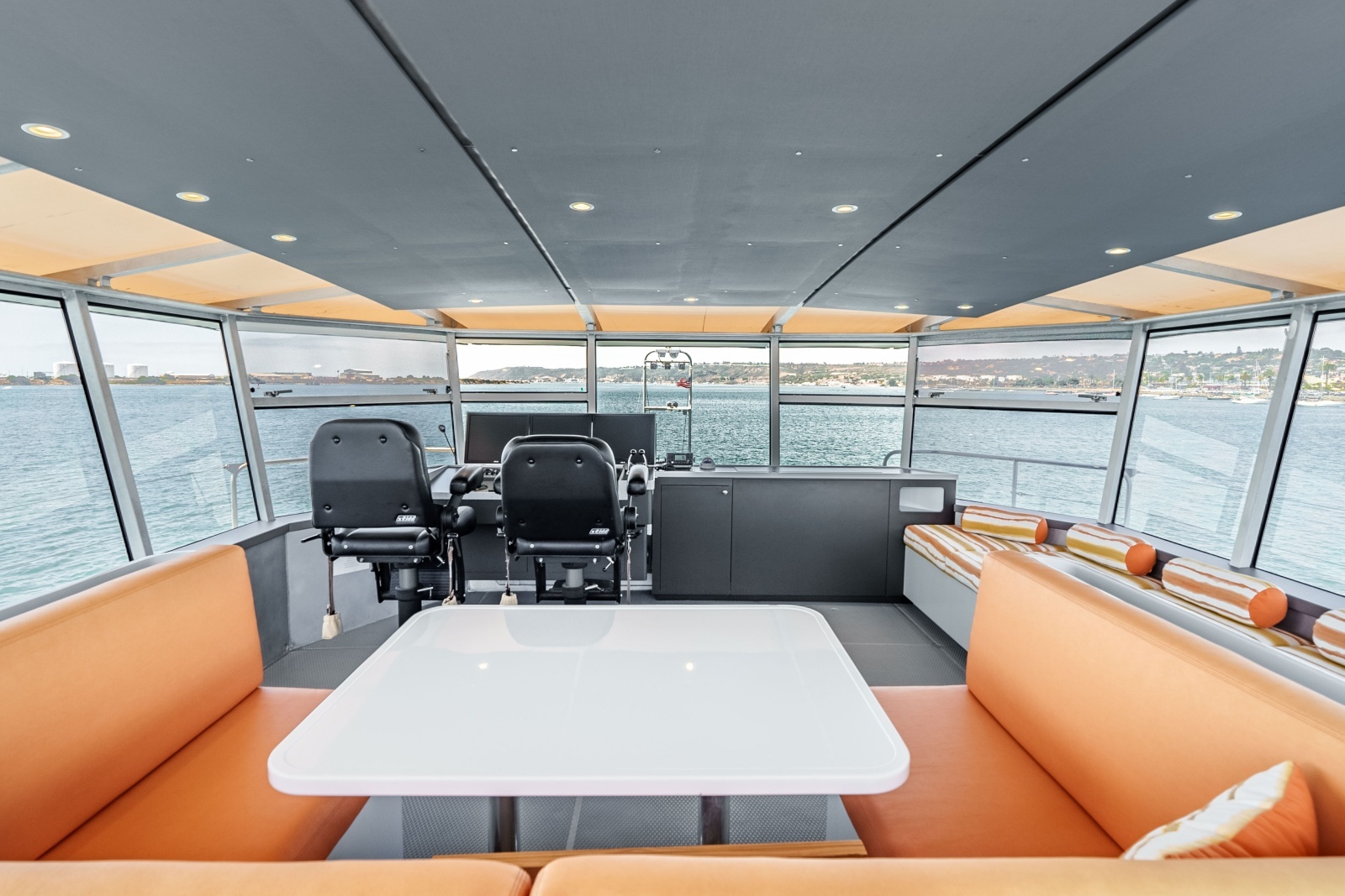 UGLY BETTY  86ft Circa Marine Yacht For Sale