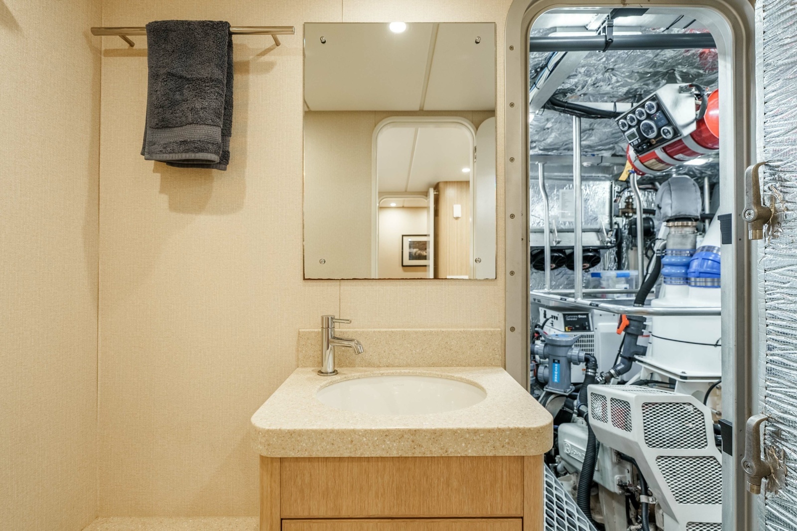 UGLY BETTY  86ft Circa Marine Yacht For Sale