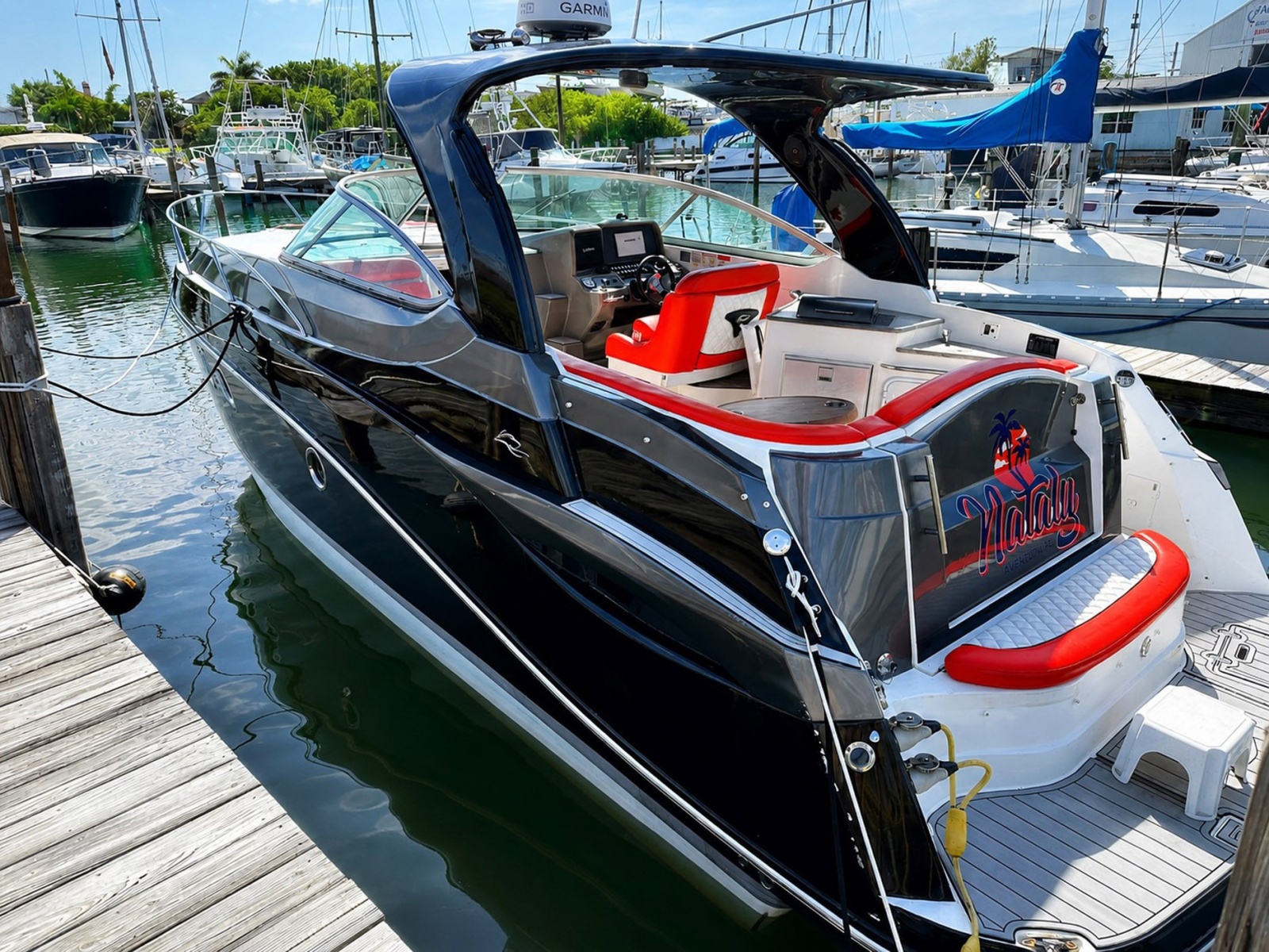 2012 Rinker 310 Express Cruiser