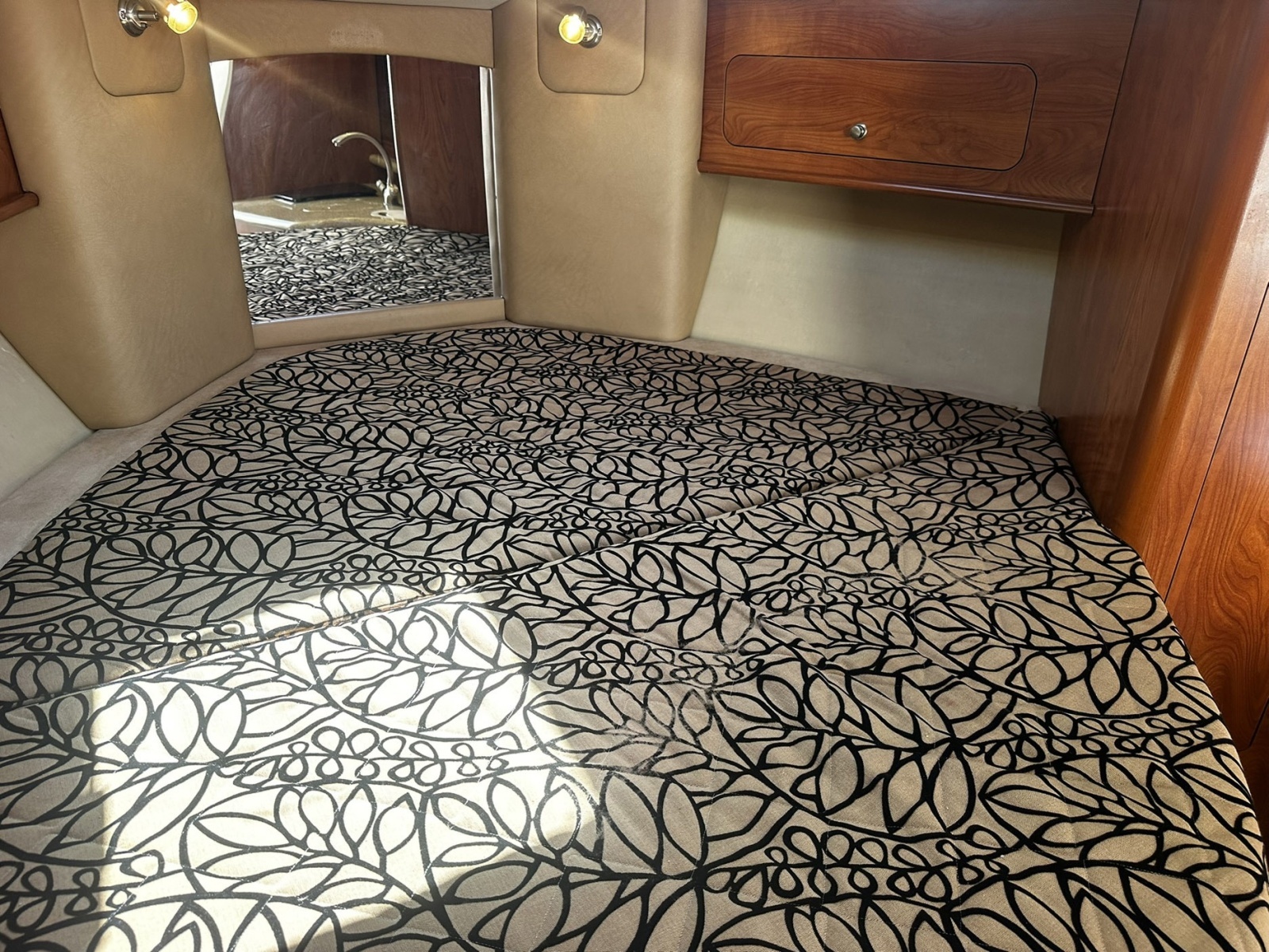 2012 Rinker 310 Express Cruiser