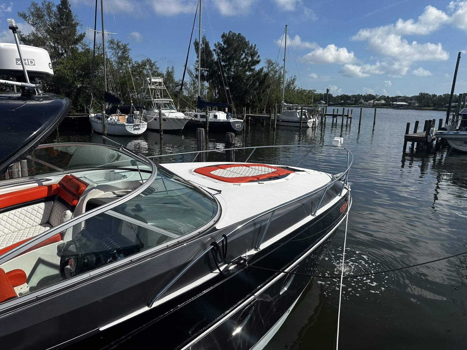 2012 Rinker 310 Express Cruiser