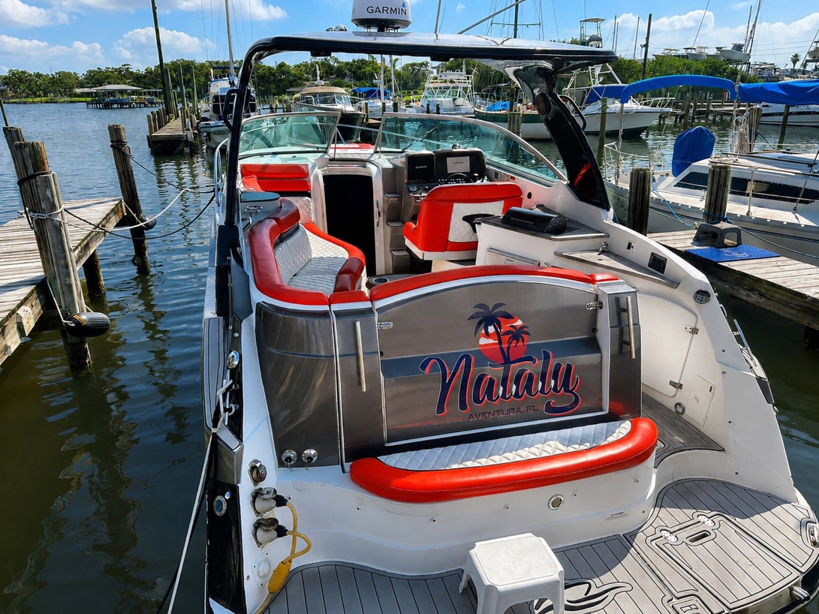 2012 Rinker 310 Express Cruiser