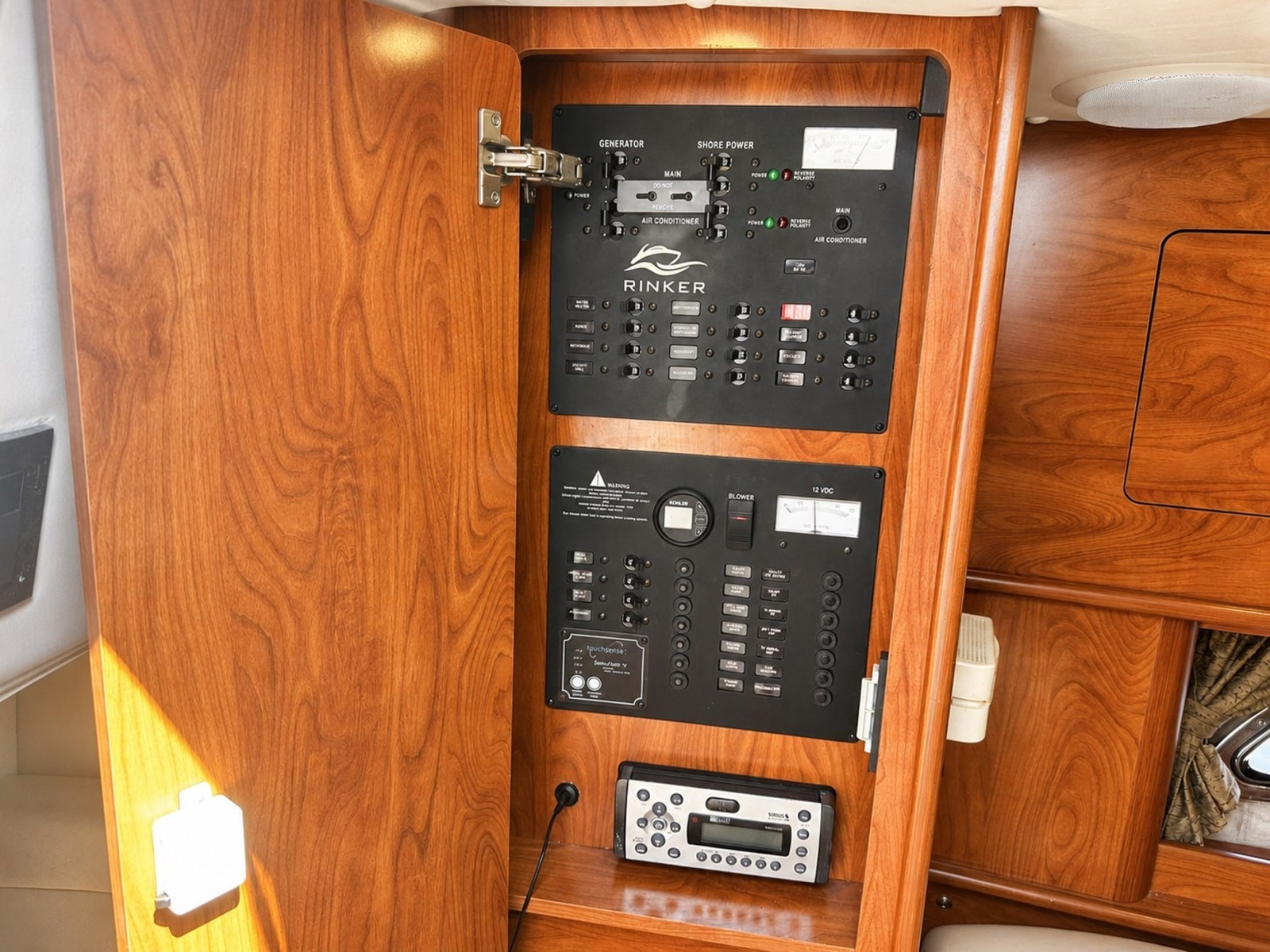 2012 Rinker 310 Express Cruiser