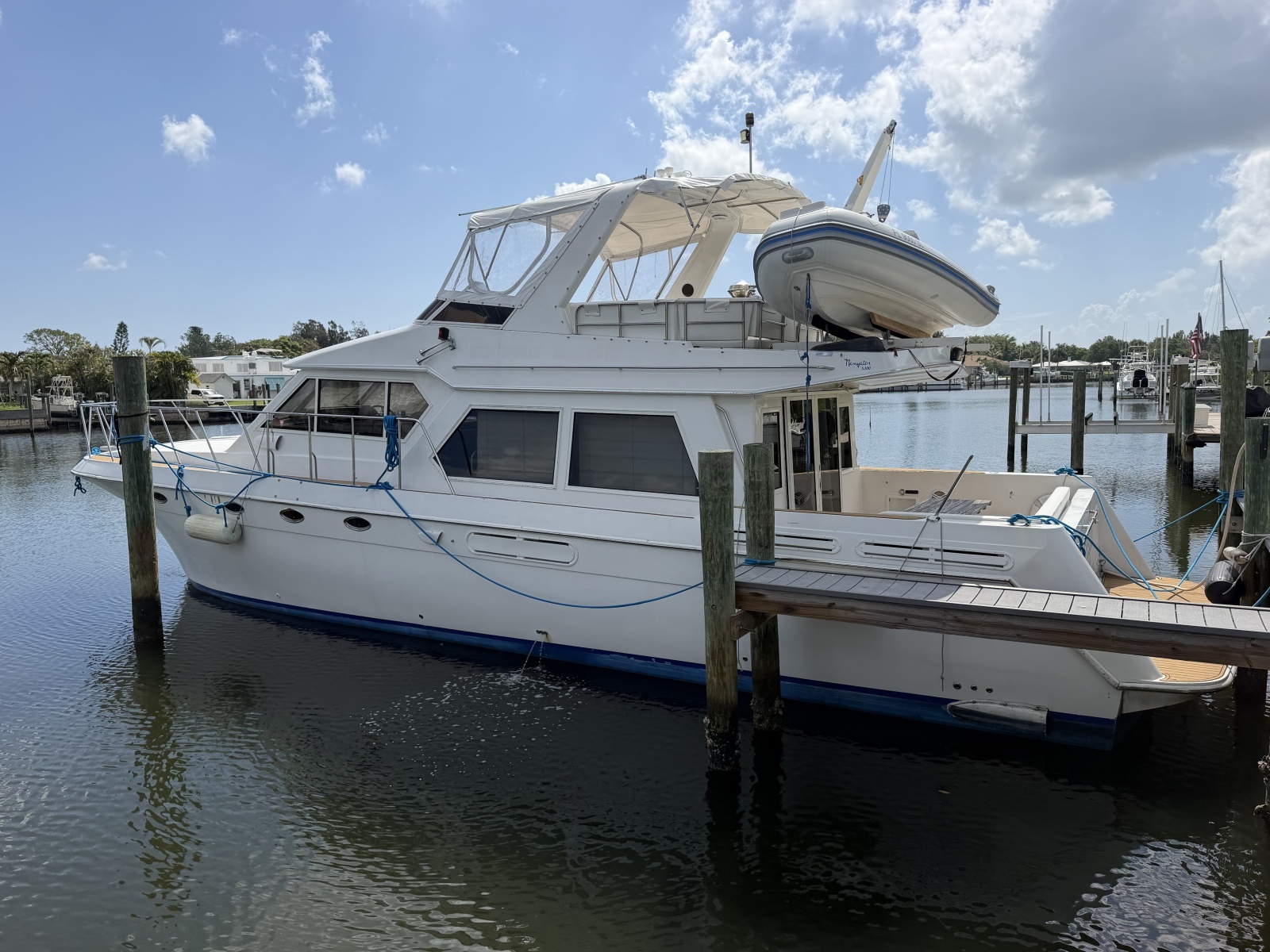 1999 Navigator 5300