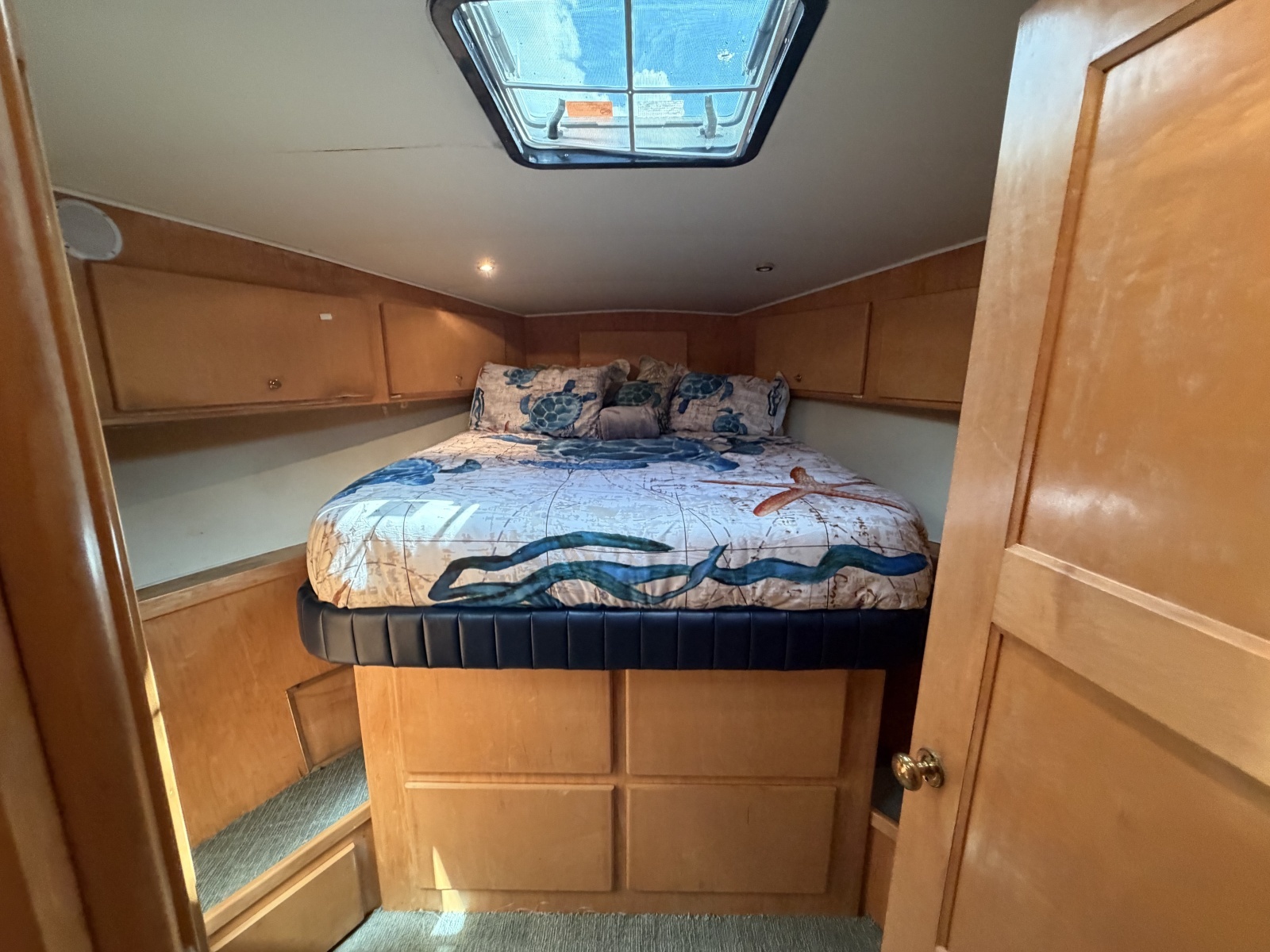 1999 Navigator 5300