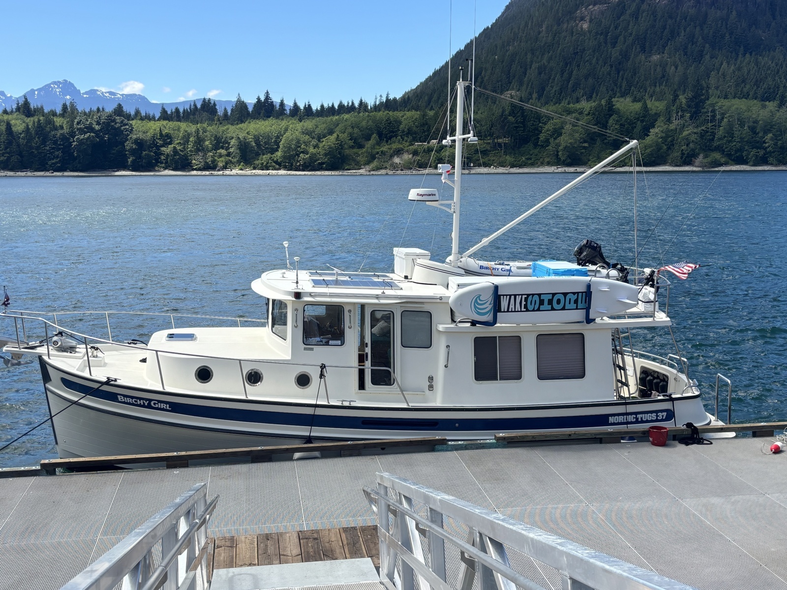 2004 Nordic Tugs 37