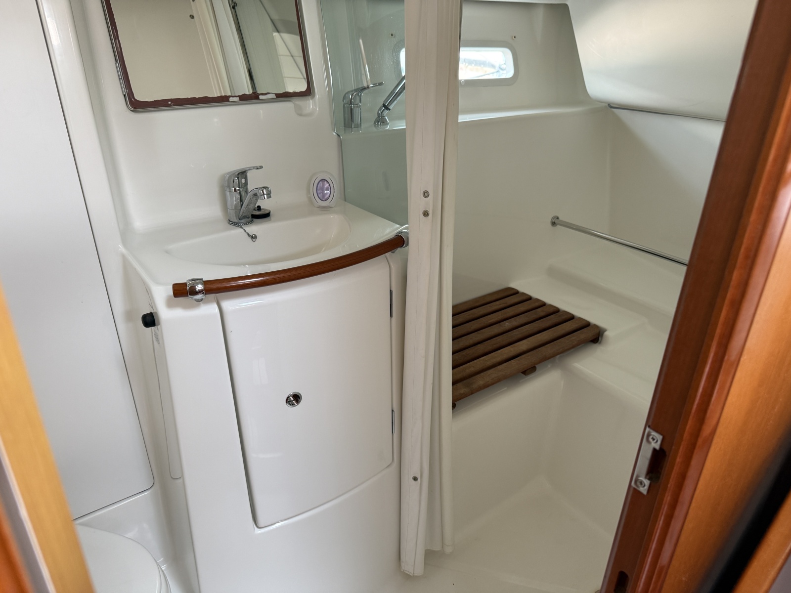 Beneteau 373