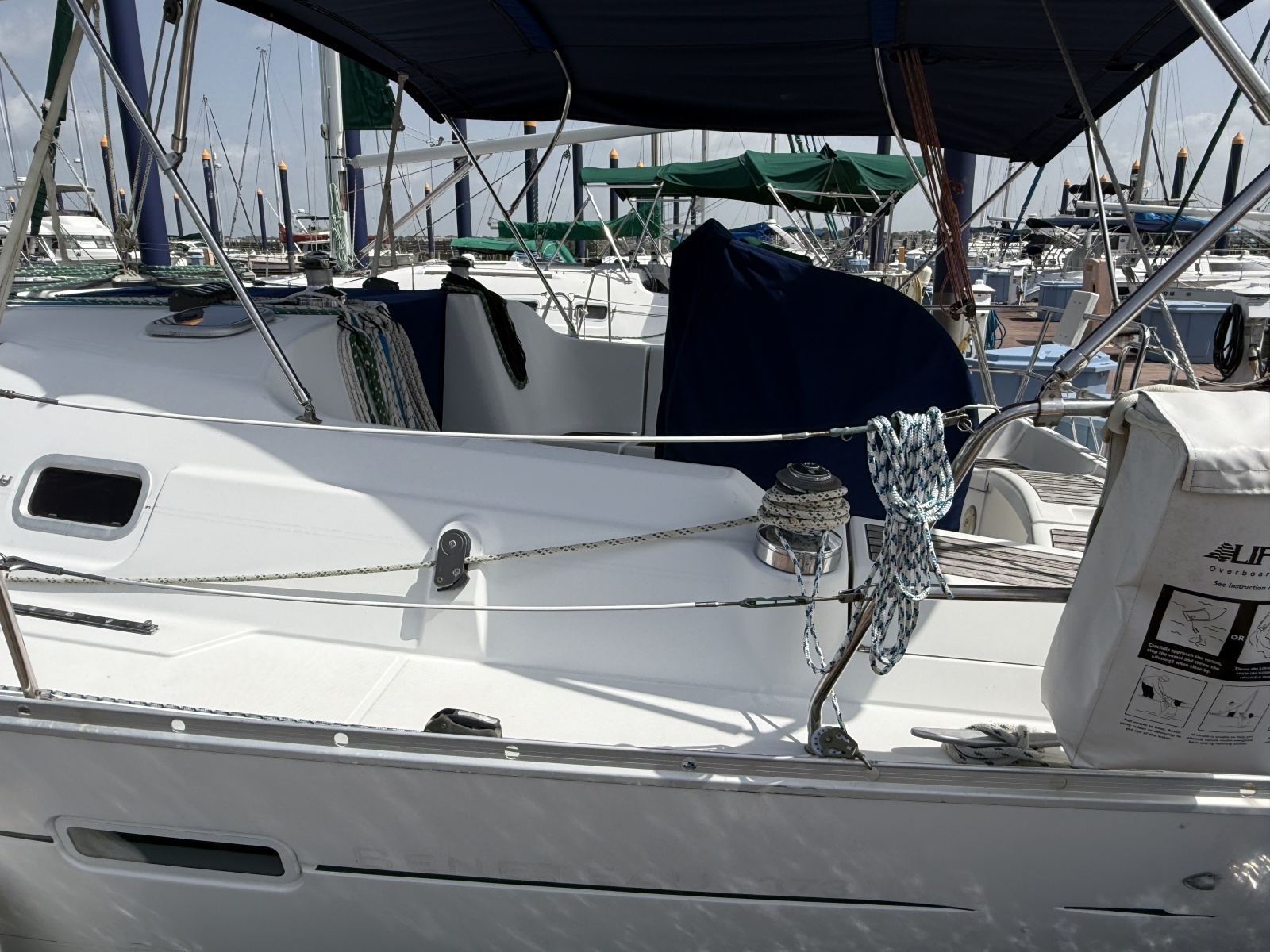 Beneteau 373