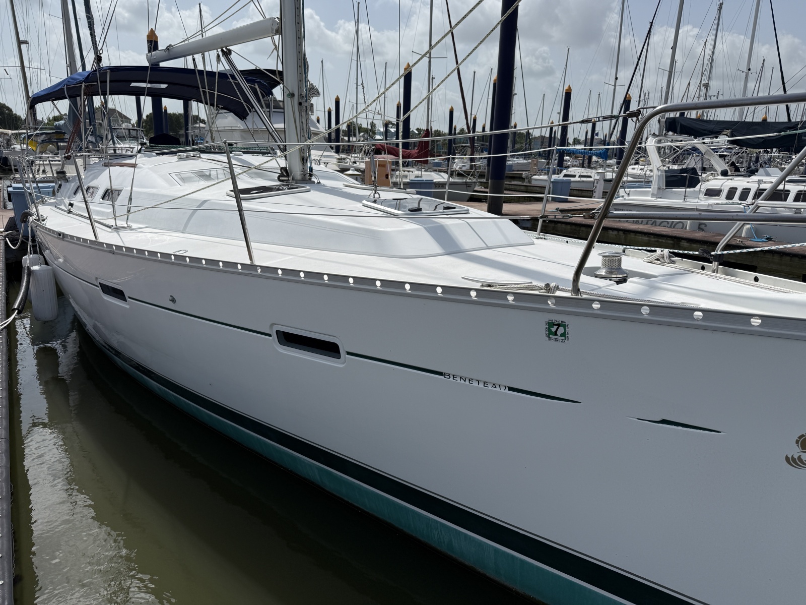 Beneteau 373