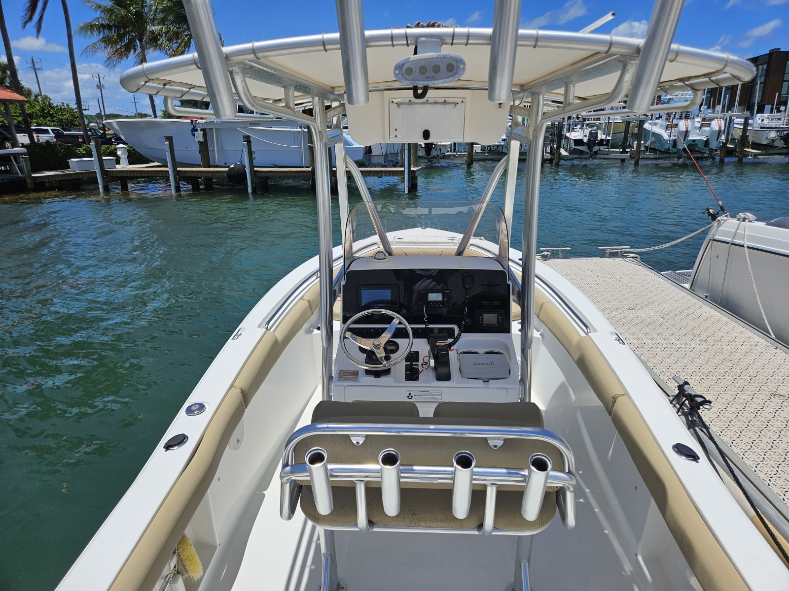 2017 Sea Hunt Ultra 211