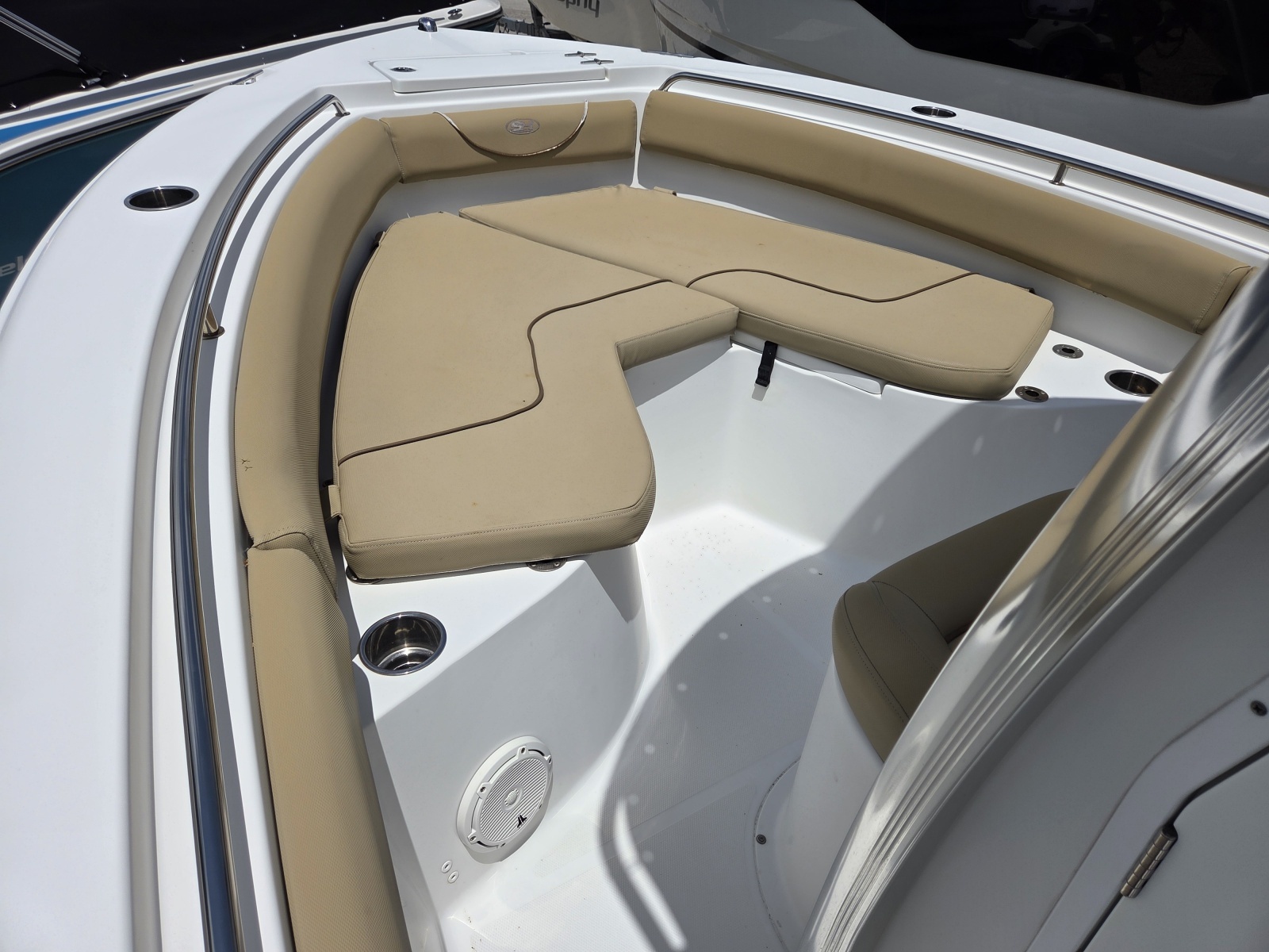 2017 Sea Hunt Ultra 211