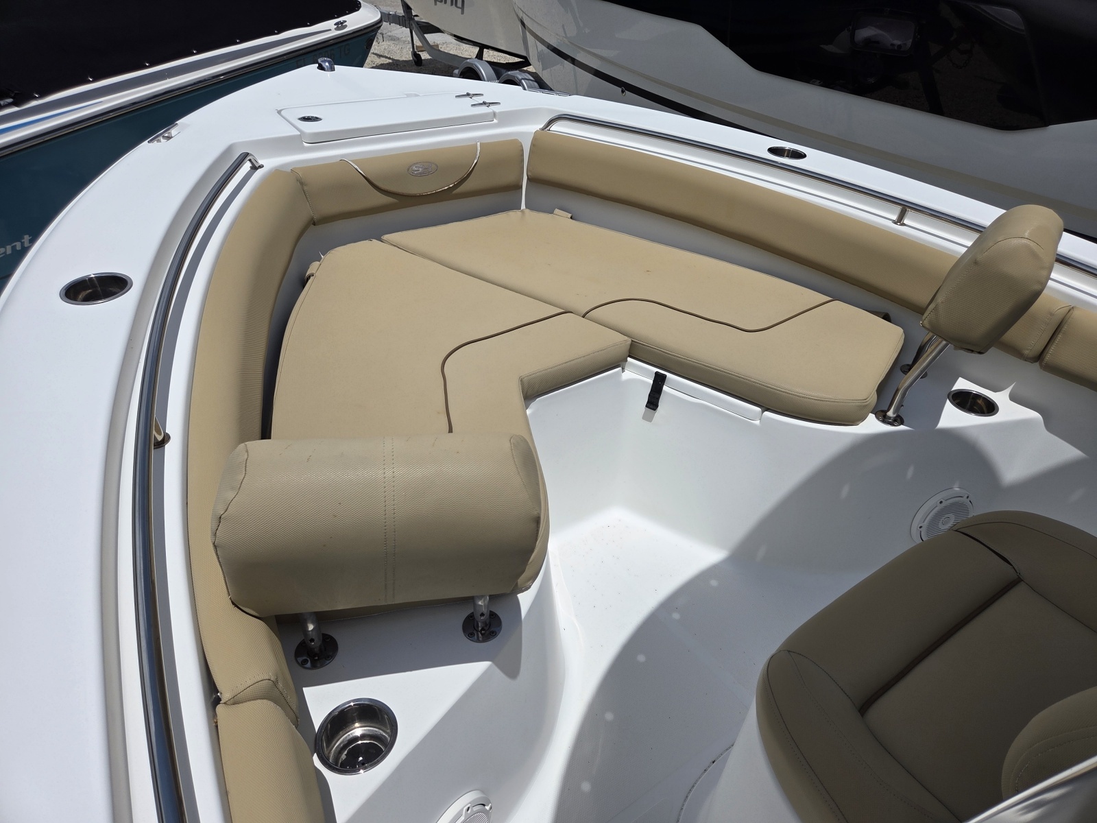 2017 Sea Hunt Ultra 211