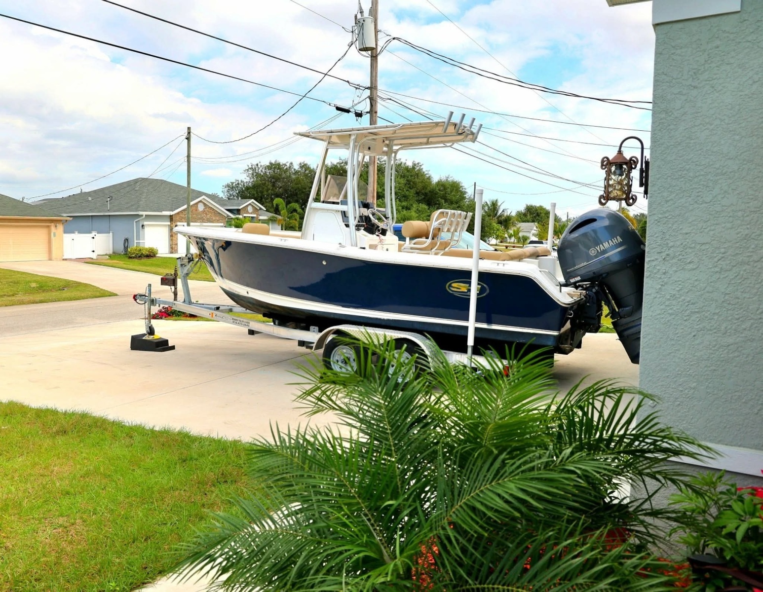 2017 Sea Hunt Ultra 211