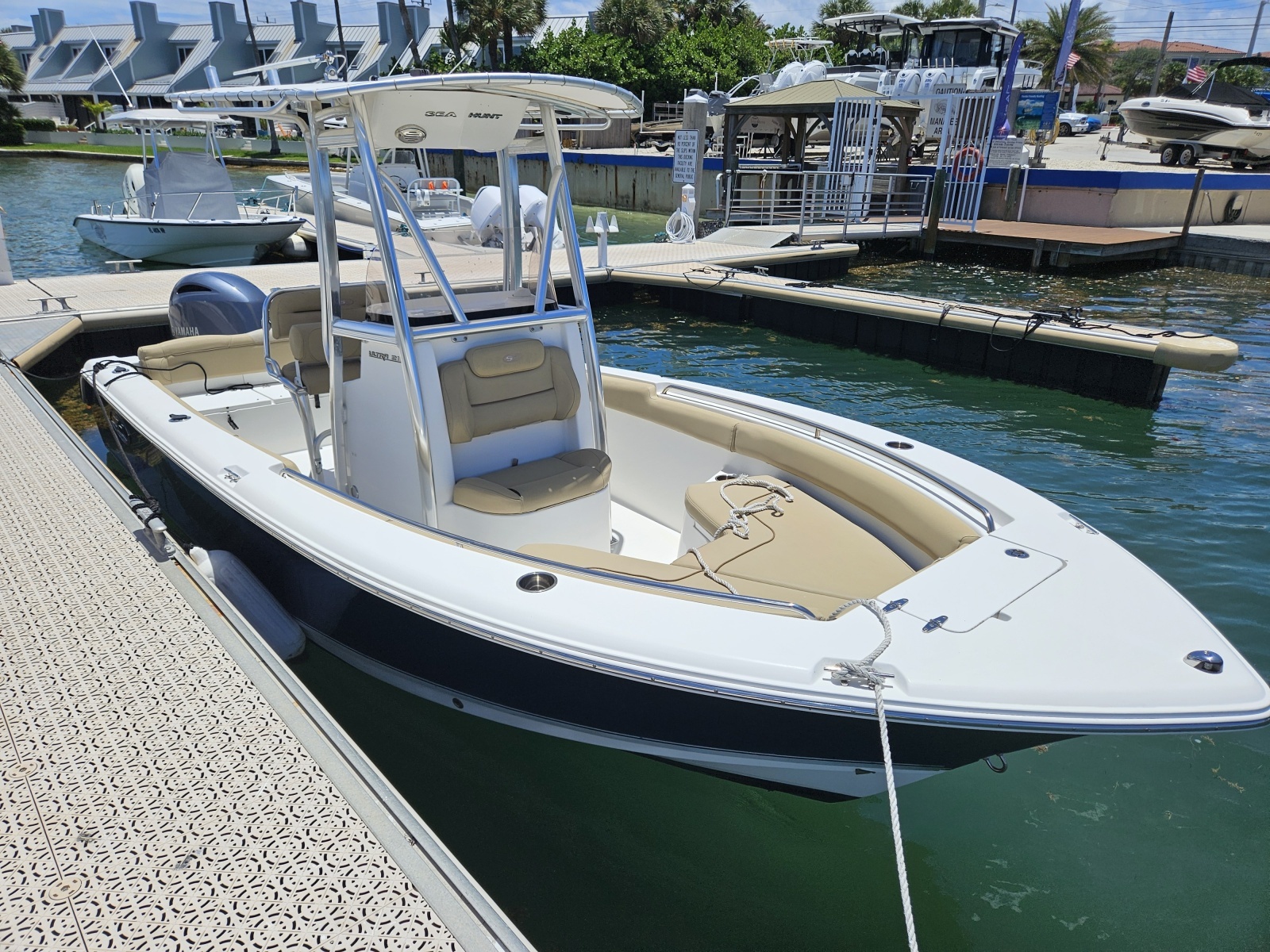 2017 Sea Hunt Ultra 211