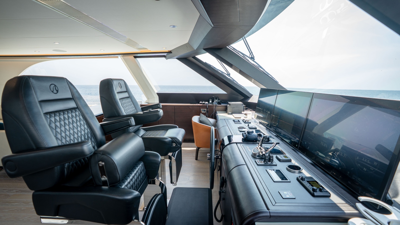 2025 Ocean Alexander 32L