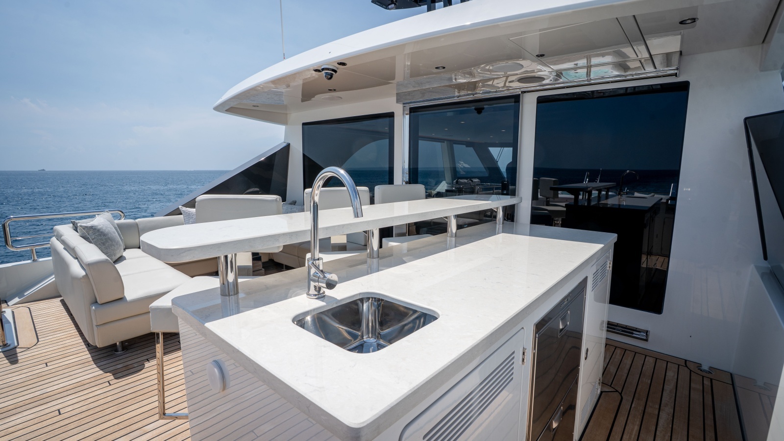2025 Ocean Alexander 32L
