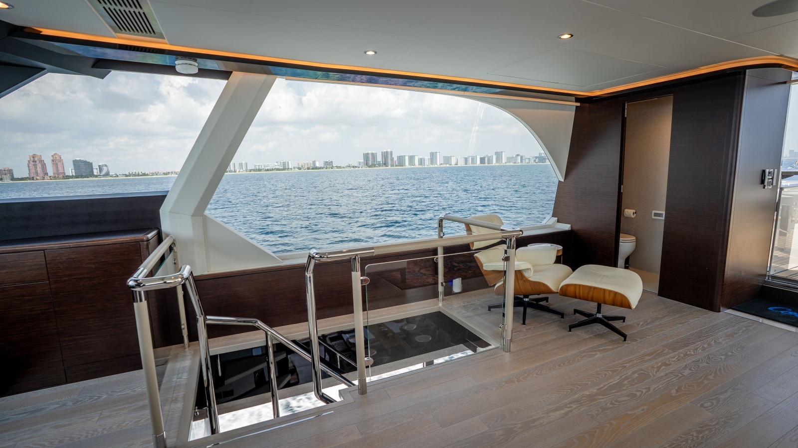 2025 Ocean Alexander 32L