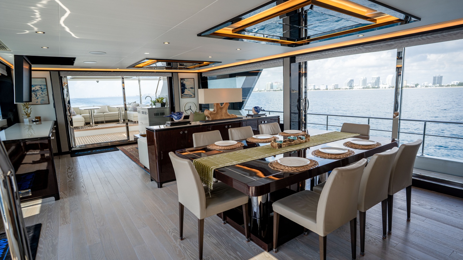 2025 Ocean Alexander 32L