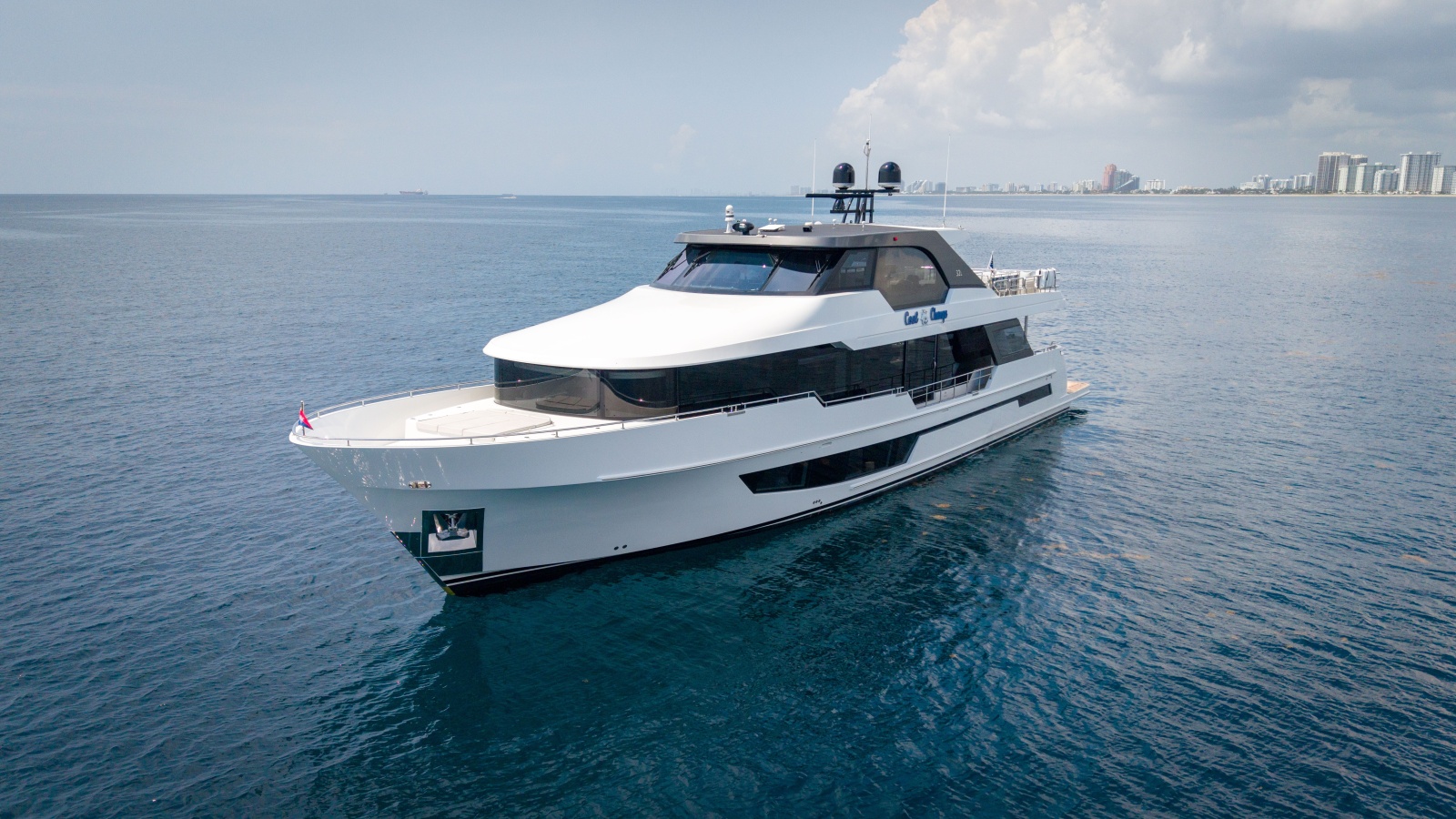 2025 Ocean Alexander 32L