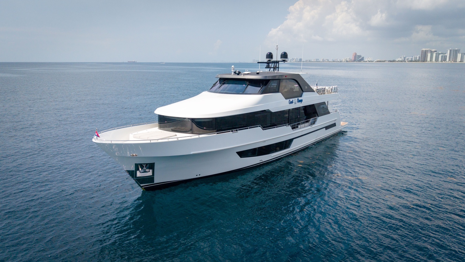 2025 Ocean Alexander 32L