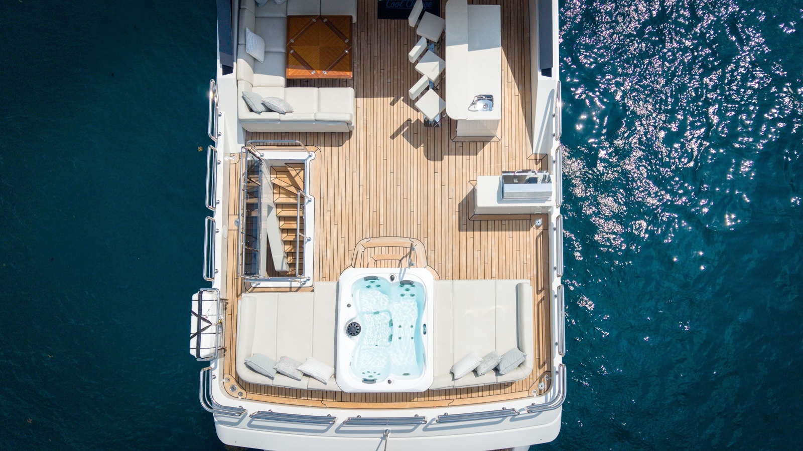 2025 Ocean Alexander 32L