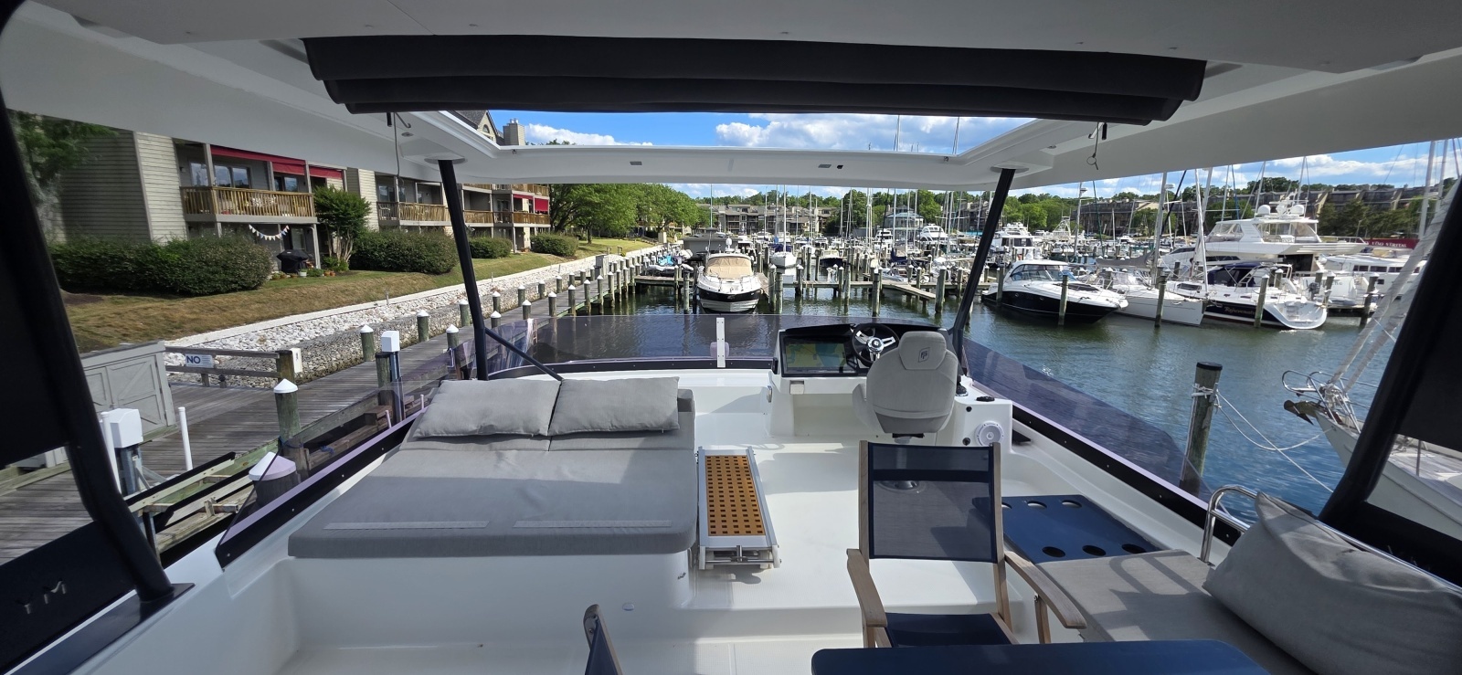 2018 Fountaine Pajot Motor Yacht 44