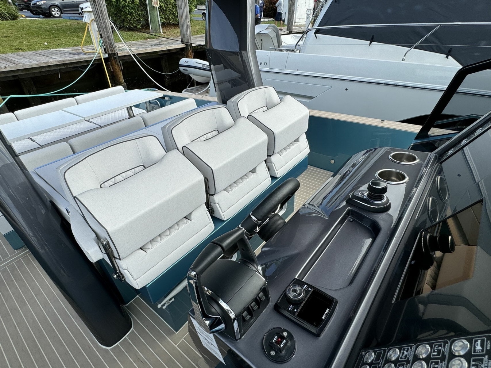 2027 Fiart Seawalker
