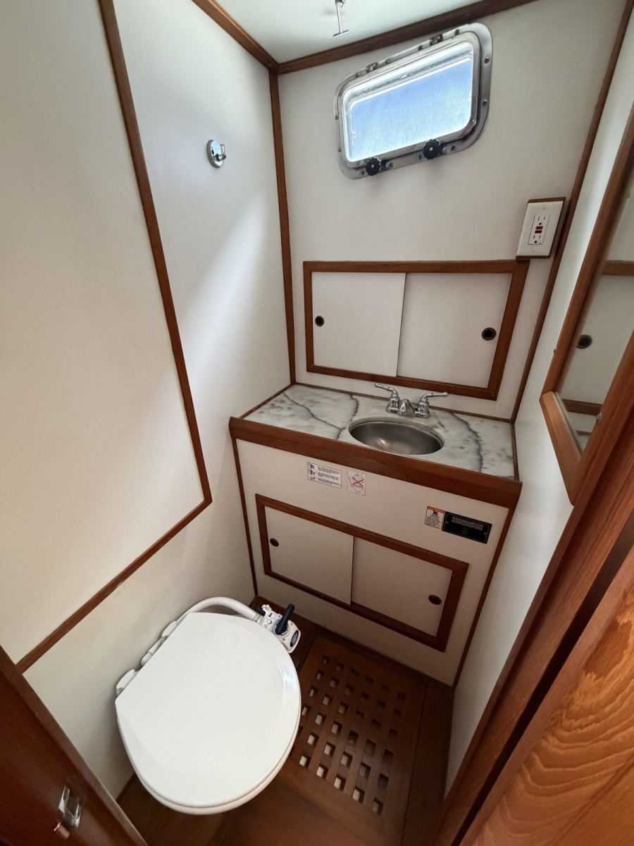 1988 Monk 36 Aft Cabin