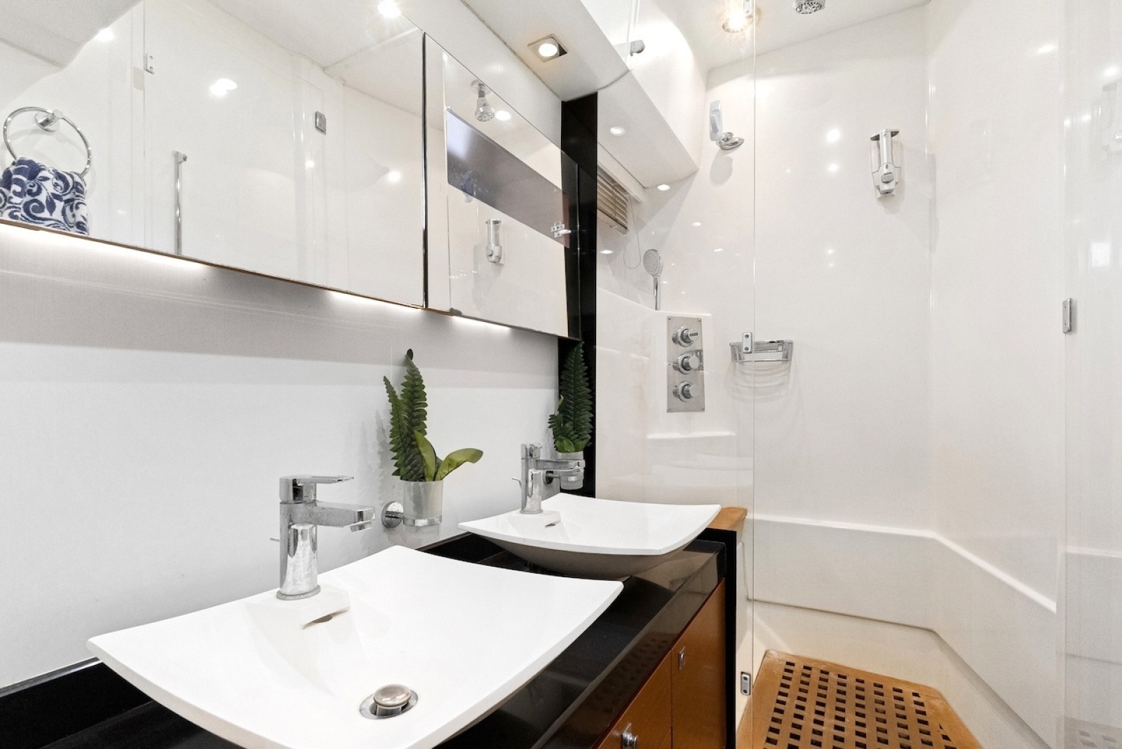 2011 Prestige 60