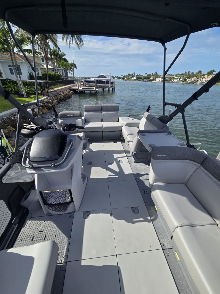2024 Sea-Doo Switch