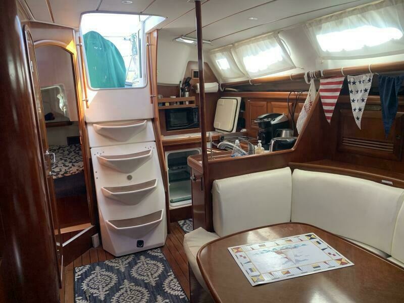 2004 Beneteau Oceanis 393